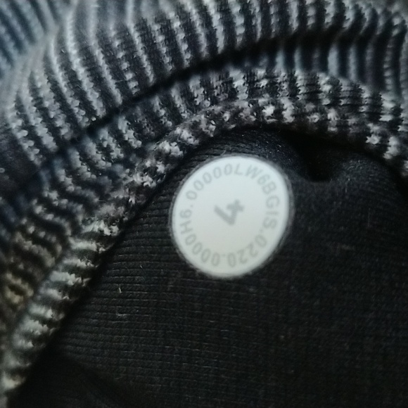 Lululemon Align cropped 21" - Picture 2 of 4